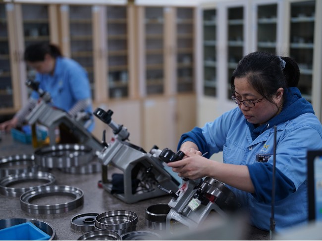 為什么要控制精密機(jī)床主軸軸承套圈的硬度？