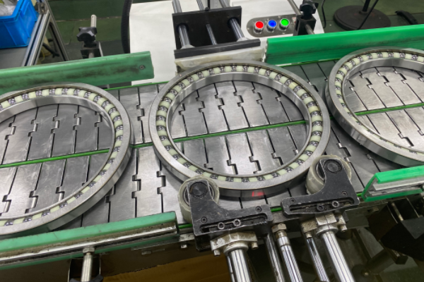 加工中心軸承壞了影響精度嗎？