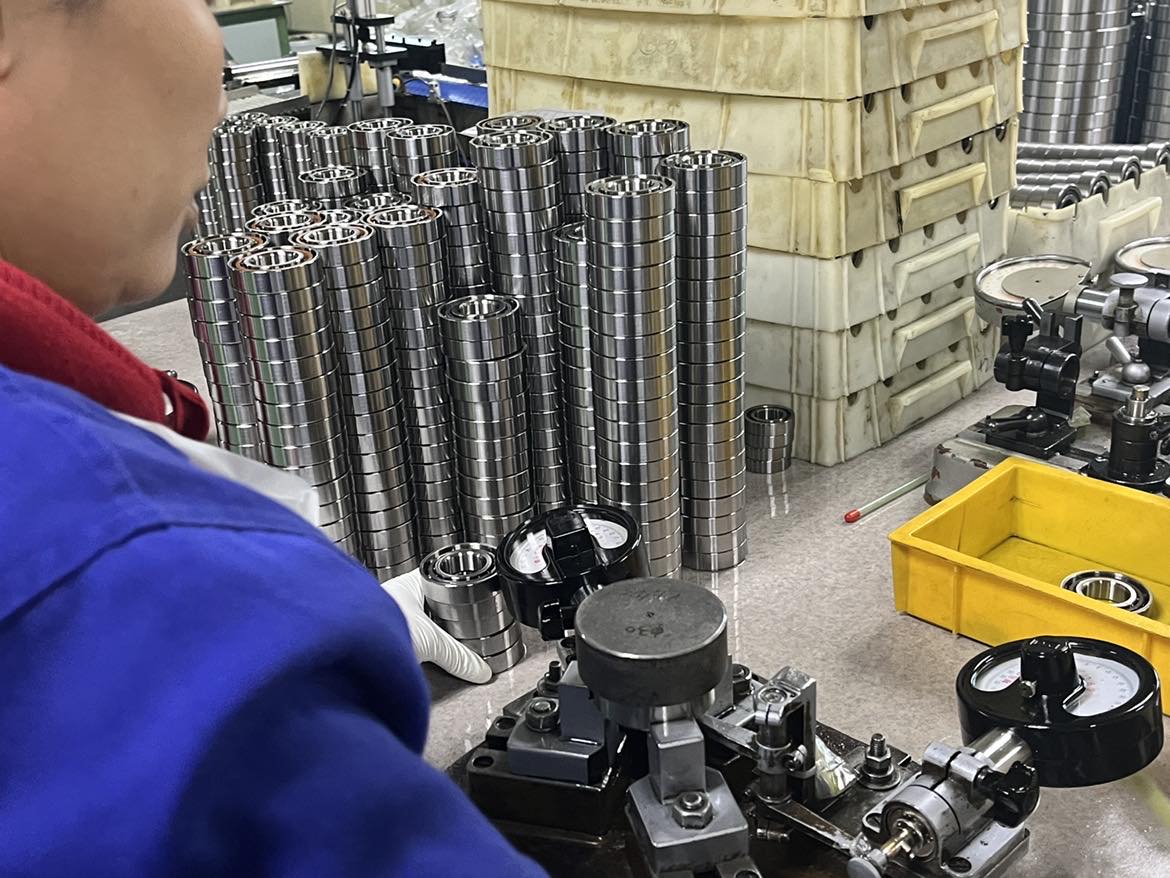 高轉(zhuǎn)速電機軸承的選型方案！