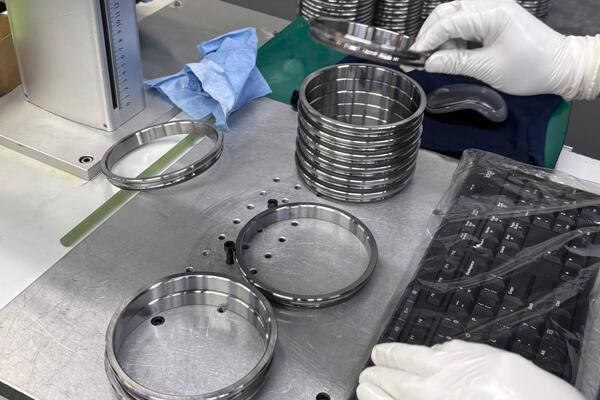 薄壁角接觸球軸承特點(diǎn)是什么？