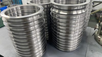 挖掘機軸承嘎吱響怎么辦？為什么會嘎吱響？