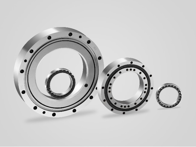 交叉滾子軸承原理結構是什么？三立交叉滾子軸承優(yōu)點有哪些？