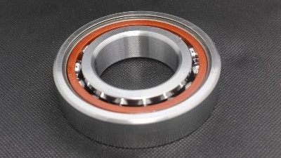 角接觸球軸承保持架有幾種？應(yīng)該怎么選擇？