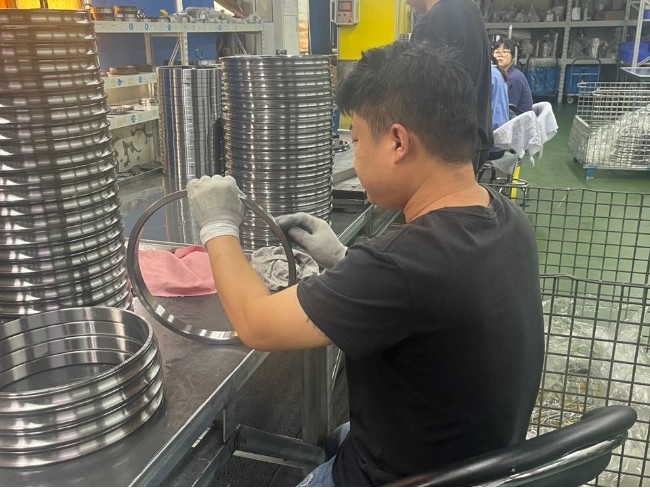 精密機床主軸軸承過熱的原因有哪些？